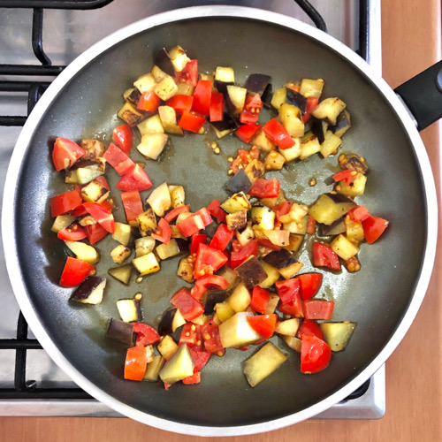 Riso con tofu e verdure