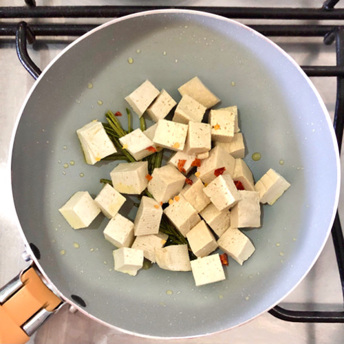 Riso con tofu e verdure