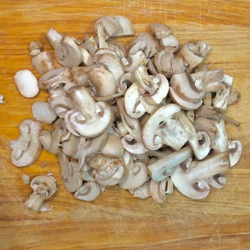 Vellutata di funghi champignon