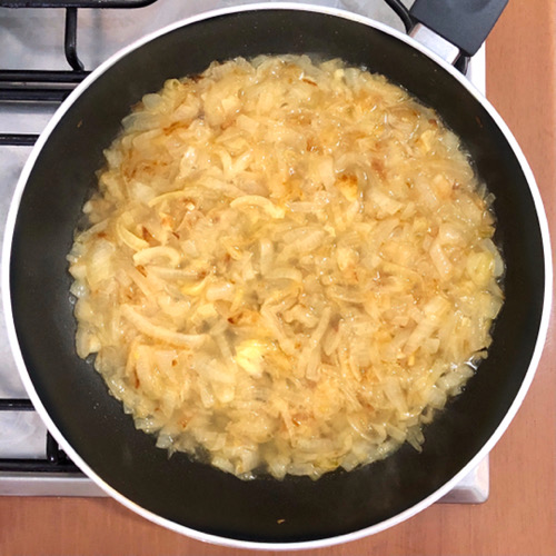 Zuppa di cipolle francese